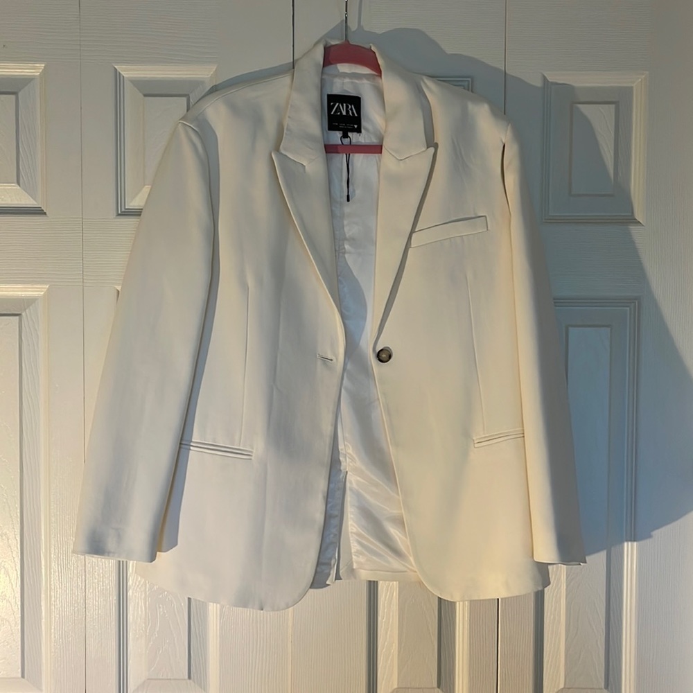 White Zara suit jacket